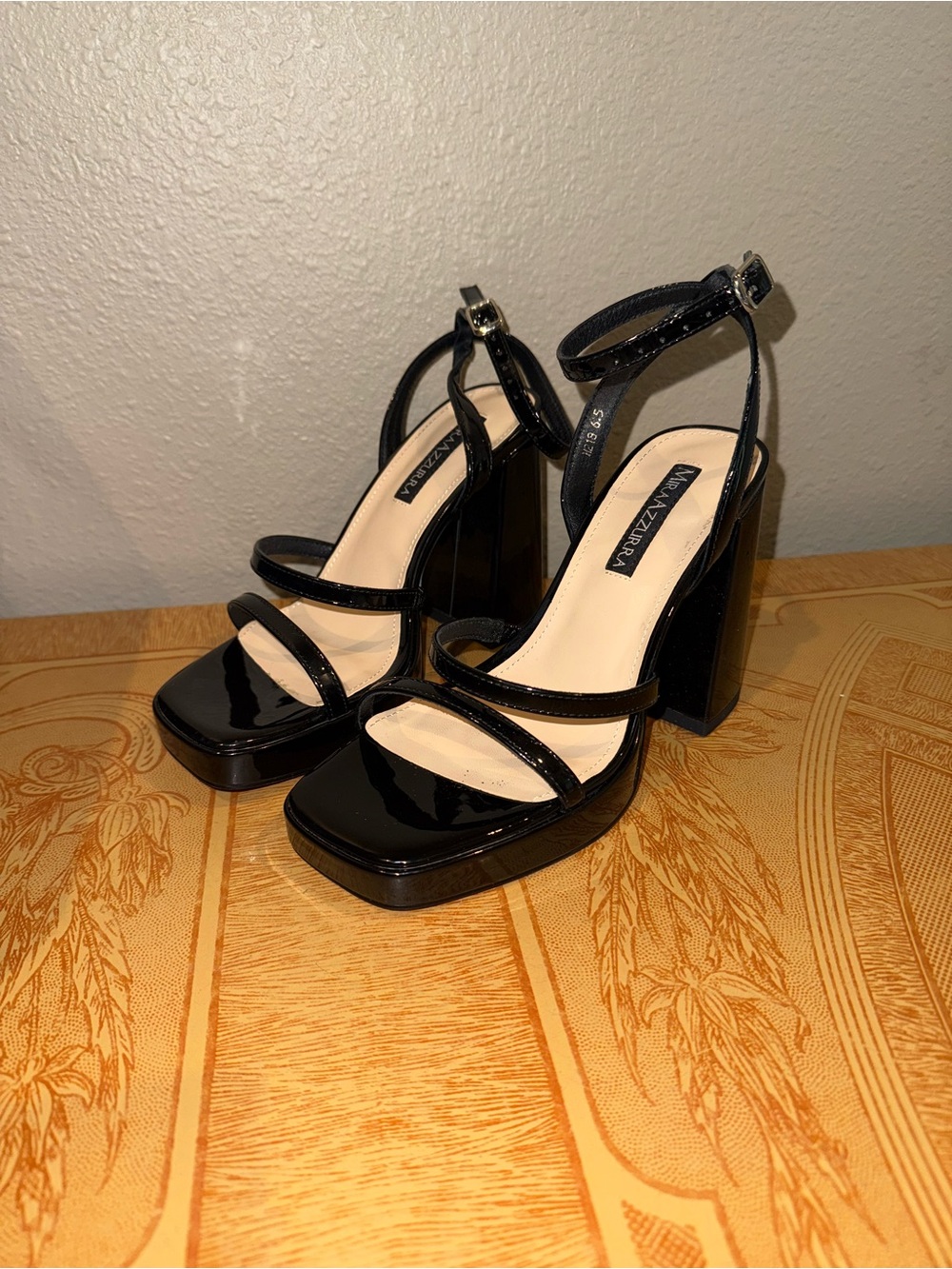 MiraAzzurra High Heels
